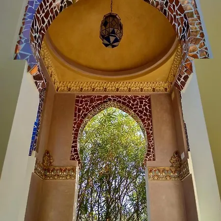 Andalusian Experience فيلة *