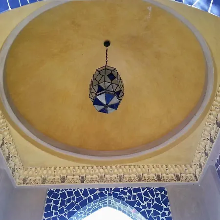 Andalusian Experience فيلة *